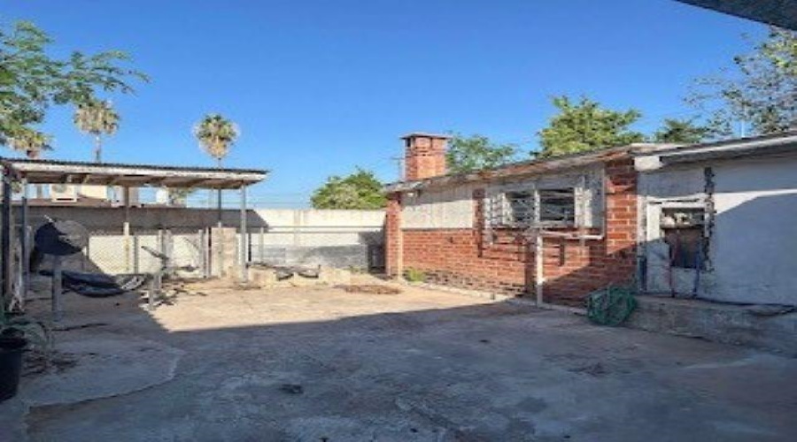 1712 San Eduardo Ave, Laredo, Texas 78040, 3 Bedrooms Bedrooms, 6 Rooms Rooms,2 BathroomsBathrooms,Residential,For Sale,1712 San Eduardo Ave,20252542 1712 San Eduardo Ave, Laredo, Texas 78040, 3 Bedrooms Bedrooms, 6 Rooms Rooms,2 BathroomsBathrooms,Residential,For Sale,1712 San Eduardo Ave,20252542