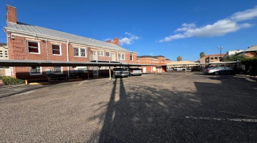 1219 Victoria St, Laredo, Texas 78040, 1 Room Rooms,1 BathroomBathrooms,Commercial retail/office,For Rent,1219 Victoria St,20245039