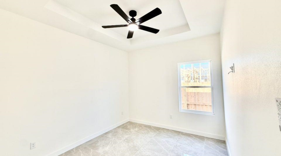 9976 Grotto Dr., Laredo, Texas 78045, 3 Bedrooms Bedrooms, 7 Rooms Rooms,2 BathroomsBathrooms,Residential,For Sale,9976 Grotto Dr.,20252569