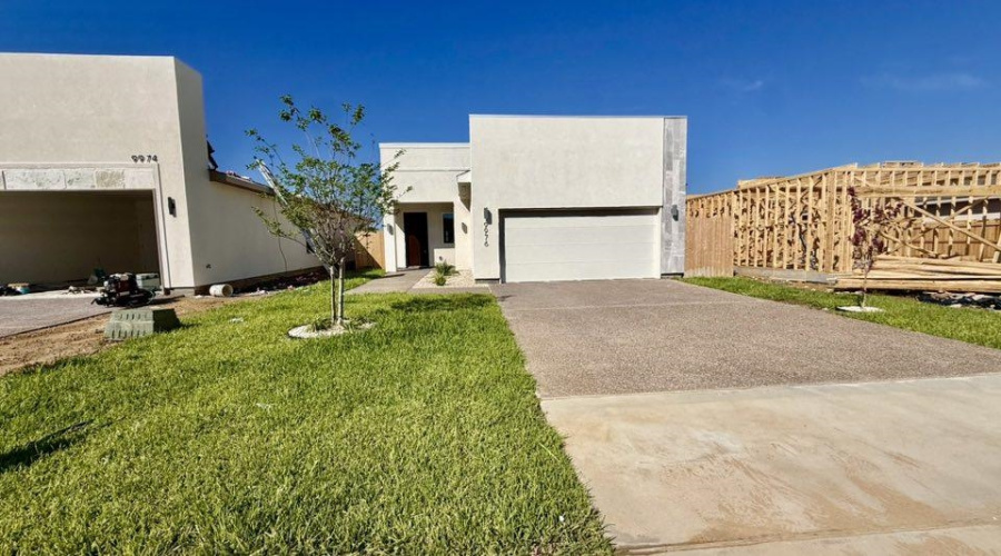 9976 Grotto Dr., Laredo, Texas 78045, 3 Bedrooms Bedrooms, 7 Rooms Rooms,2 BathroomsBathrooms,Residential,For Sale,9976 Grotto Dr.,20252569