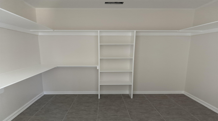 5010 Rio Seco St., Laredo, Texas 78046-0139, 3 Bedrooms Bedrooms, 5 Rooms Rooms,2 BathroomsBathrooms,Residential,For Sale,5010 Rio Seco St.,20252587 5010 Rio Seco St., Laredo, Texas 78046-0139, 3 Bedrooms Bedrooms, 5 Rooms Rooms,2 BathroomsBathrooms,Residential,For Sale,5010 Rio Seco St.,20252587