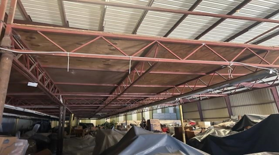 1808 Aduanales, Laredo, Texas 78041-0000, 1 Bedroom Bedrooms, ,1 BathroomBathrooms,Commercial/industrial,For Rent,1808 Aduanales,20252635