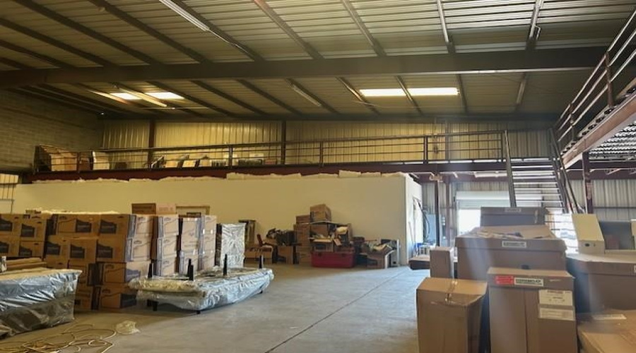 1808 Aduanales, Laredo, Texas 78041-0000, 1 Bedroom Bedrooms, ,1 BathroomBathrooms,Commercial/industrial,For Rent,1808 Aduanales,20252635