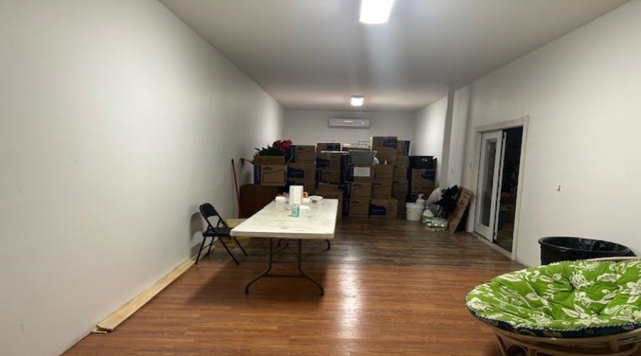 1808 Aduanales, Laredo, Texas 78041-0000, 1 Bedroom Bedrooms, ,1 BathroomBathrooms,Commercial/industrial,For Rent,1808 Aduanales,20252635