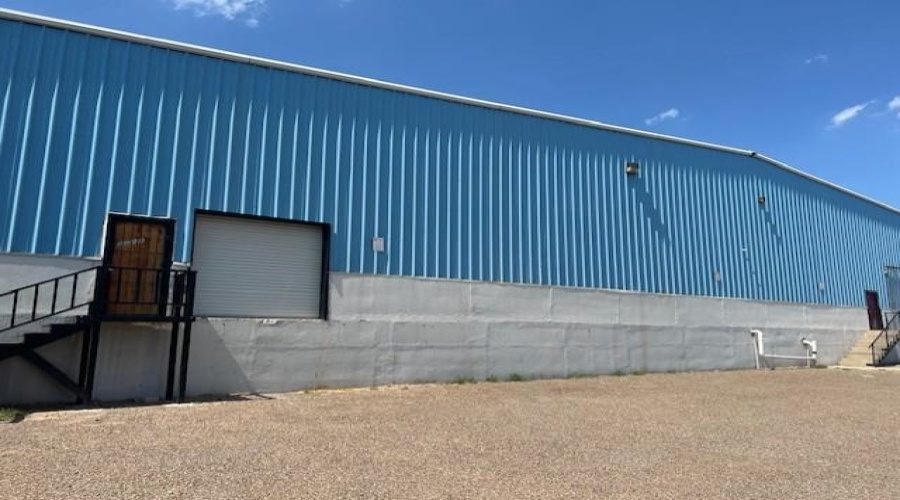 1808 Aduanales, Laredo, Texas 78041-0000, 1 Bedroom Bedrooms, ,1 BathroomBathrooms,Commercial/industrial,For Rent,1808 Aduanales,20252635
