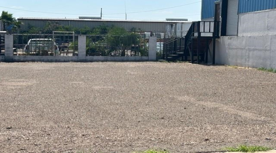 1808 Aduanales, Laredo, Texas 78041-0000, 1 Bedroom Bedrooms, ,1 BathroomBathrooms,Commercial/industrial,For Rent,1808 Aduanales,20252635