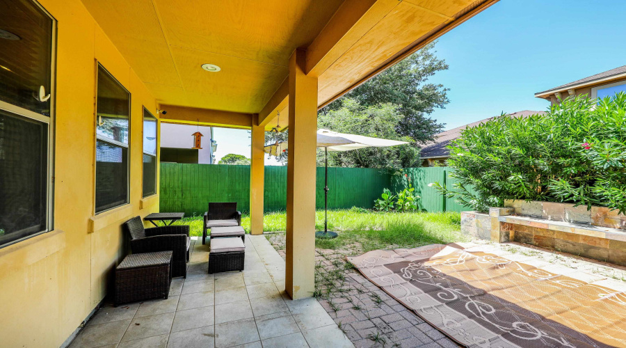 9813 Sandhill Dr, Laredo, Texas 78045, 3 Bedrooms Bedrooms, 5 Rooms Rooms,2 BathroomsBathrooms,Residential,For Sale,9813 Sandhill Dr,20252643