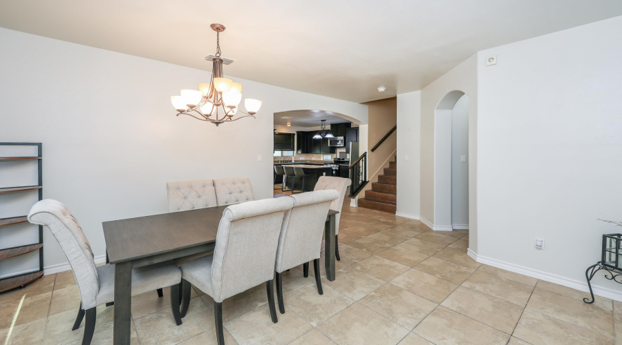 9813 Sandhill Dr, Laredo, Texas 78045, 3 Bedrooms Bedrooms, 5 Rooms Rooms,2 BathroomsBathrooms,Residential,For Sale,9813 Sandhill Dr,20252643