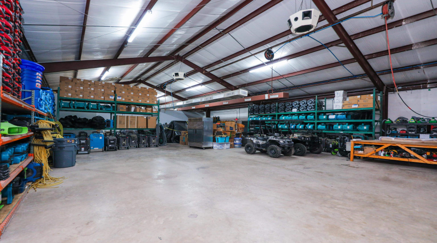 1601 Jacaman Rd, Laredo, Texas 78041, 1 Room Rooms,2 BathroomsBathrooms,Commercial retail/office,For Sale,1601 Jacaman Rd,20252594