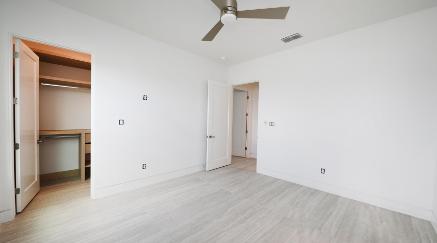 526 Journey Loop, LAREDO, Texas 78045, 3 Bedrooms Bedrooms, 6 Rooms Rooms,3 BathroomsBathrooms,Residential,For Sale,526 Journey Loop,20252694