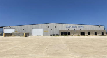 206 W FM 468, COTULLA, Texas 78014, 1 Bedroom Bedrooms, 21 Rooms Rooms,4 BathroomsBathrooms,Commercial/industrial,For Sale,206 W FM 468,20252843