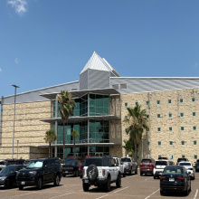 6999 McPherson Rd, LAREDO, Texas 78041, 51 Rooms Rooms,4 BathroomsBathrooms,Commercial retail/office,For Rent,6999 McPherson Rd,20252918