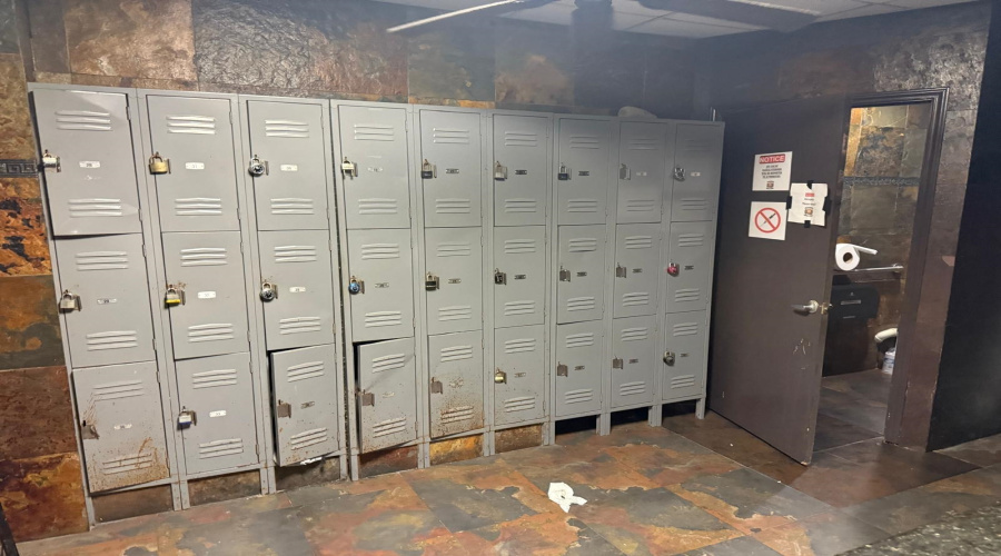 1719 Hillside Rd, Laredo, Texas 78041, 1 Room Rooms,2 BathroomsBathrooms,Commercial retail/office,For Sale,1719 Hillside Rd,20253046