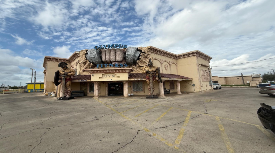 1719 Hillside Rd, Laredo, Texas 78041, 1 Room Rooms,2 BathroomsBathrooms,Commercial retail/office,For Sale,1719 Hillside Rd,20253046