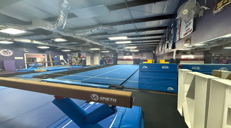 8917 Molly Dr, Laredo, Texas 78045, 1 Room Rooms,Commercial retail/office,For Sale,8917 Molly Dr,20253049