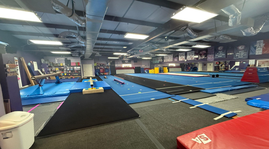 8917 Molly Dr, Laredo, Texas 78045, 1 Room Rooms,Commercial retail/office,For Sale,8917 Molly Dr,20253049