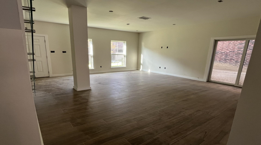 210 Veracruz Dr., Laredo, Texas 78045, 3 Bedrooms Bedrooms, 5 Rooms Rooms,2 BathroomsBathrooms,Residential,For Sale,210 Veracruz Dr.,20244999