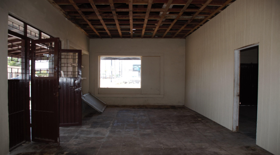 2519 San Bernardo Ave, LAREDO, Texas 78040, 1 Room Rooms,1 BathroomBathrooms,Commercial retail/office,For Rent,2519 San Bernardo Ave,20253147