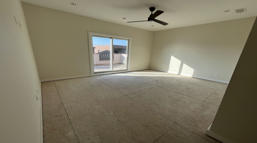 210 Veracruz Dr., Laredo, Texas 78045, 3 Bedrooms Bedrooms, 5 Rooms Rooms,2 BathroomsBathrooms,Residential,For Sale,210 Veracruz Dr.,20245014