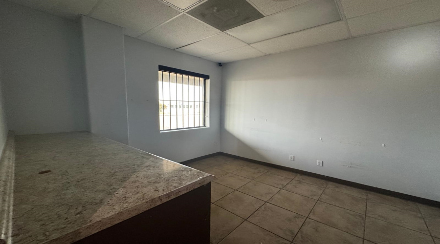 1405 Jacaman Rd, LAREDO, Texas 78045, 1 Room Rooms,2 BathroomsBathrooms,Commercial retail/office,For Rent,1405 Jacaman Rd,20253176 1405 Jacaman Rd, LAREDO, Texas 78045, 1 Room Rooms,2 BathroomsBathrooms,Commercial retail/office,For Rent,1405 Jacaman Rd,20253176