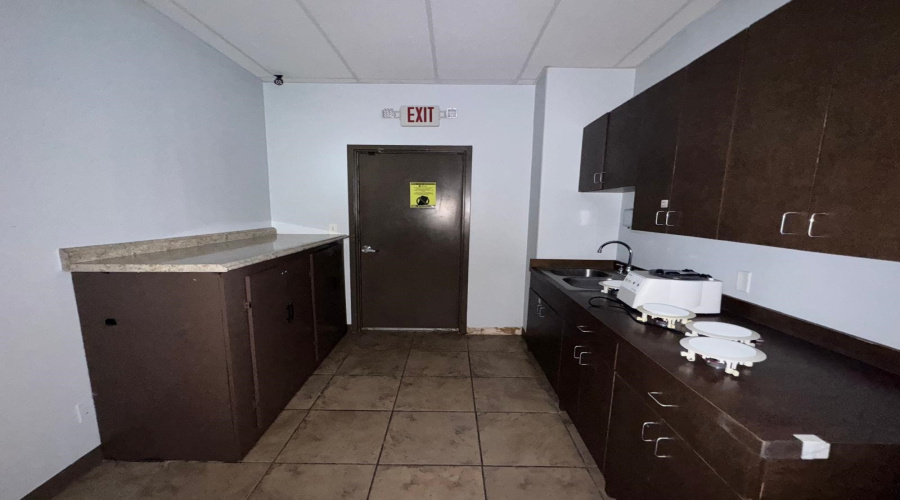 1405 Jacaman Rd, LAREDO, Texas 78045, 1 Room Rooms,2 BathroomsBathrooms,Commercial retail/office,For Rent,1405 Jacaman Rd,20253176 1405 Jacaman Rd, LAREDO, Texas 78045, 1 Room Rooms,2 BathroomsBathrooms,Commercial retail/office,For Rent,1405 Jacaman Rd,20253176