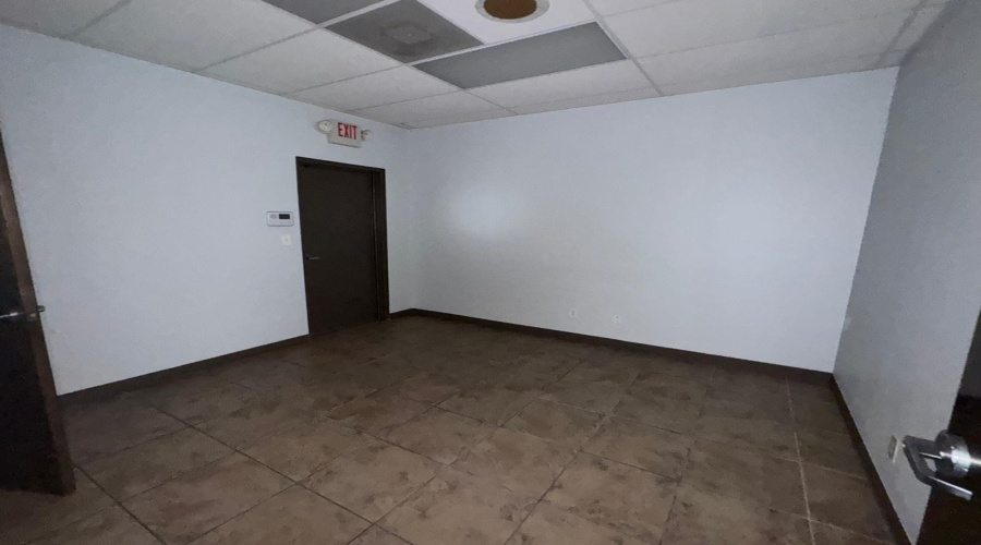 1405 Jacaman Rd, LAREDO, Texas 78045, 1 Room Rooms,2 BathroomsBathrooms,Commercial retail/office,For Rent,1405 Jacaman Rd,20253176 1405 Jacaman Rd, LAREDO, Texas 78045, 1 Room Rooms,2 BathroomsBathrooms,Commercial retail/office,For Rent,1405 Jacaman Rd,20253176