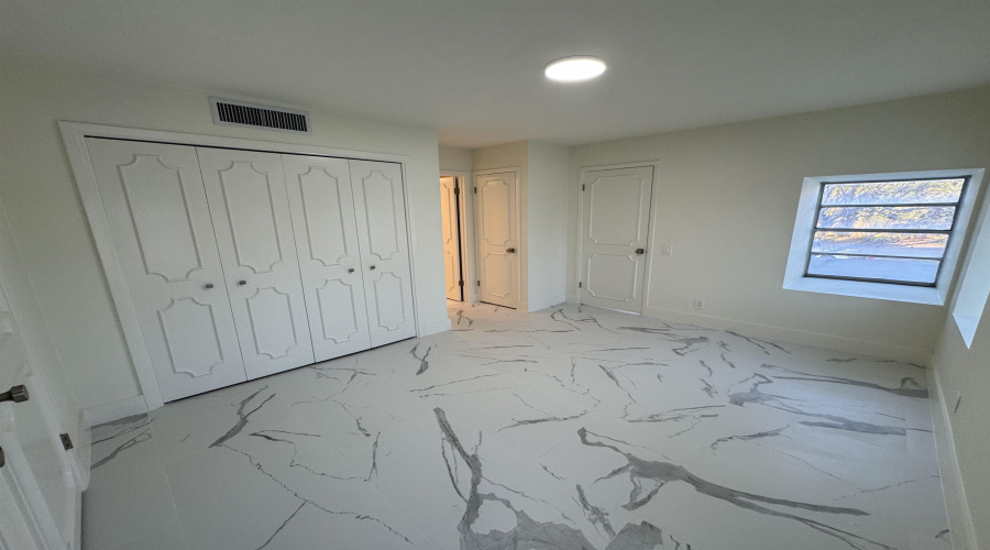 13 Royale Cir, Laredo, Texas 78041, 3 Bedrooms Bedrooms, 8 Rooms Rooms,2 BathroomsBathrooms,Residential,For Sale,13 Royale Cir,20251138