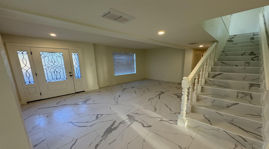 13 Royale Cir, Laredo, Texas 78041, 3 Bedrooms Bedrooms, 8 Rooms Rooms,2 BathroomsBathrooms,Residential,For Sale,13 Royale Cir,20251138