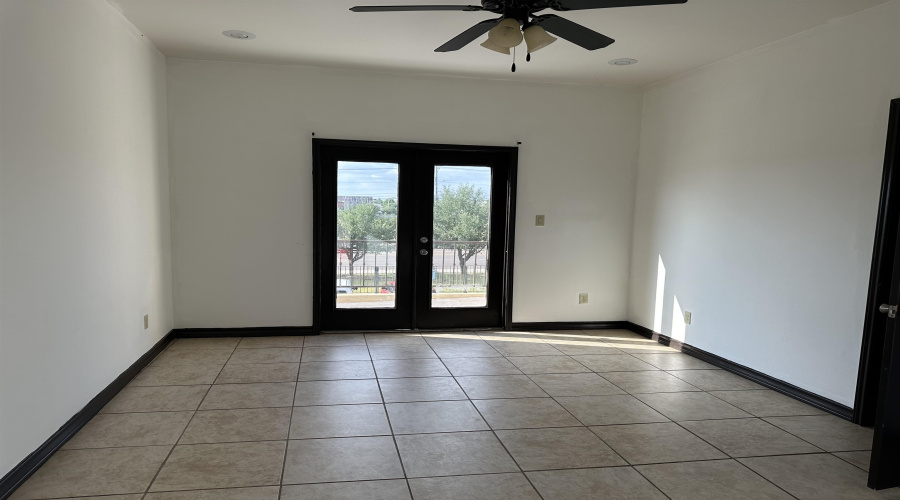 7601 King Arthurs Ct, LAREDO, Texas 78041, 3 Bedrooms Bedrooms, 5 Rooms Rooms,2 BathroomsBathrooms,Residential,For Rent,7601 King Arthurs Ct,20252966