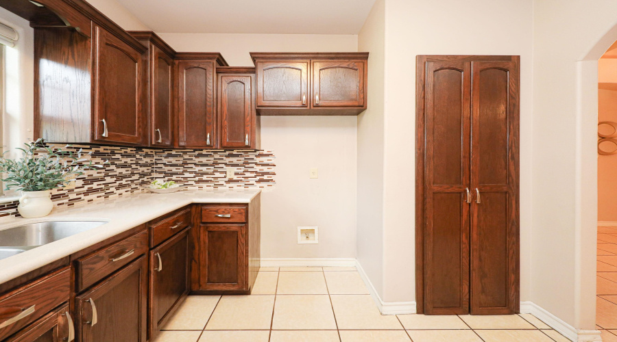 402 Cayman Ct, LAREDO, Texas 78041, 4 Bedrooms Bedrooms, 6 Rooms Rooms,2 BathroomsBathrooms,Residential,For Rent,402 Cayman Ct,20252981
