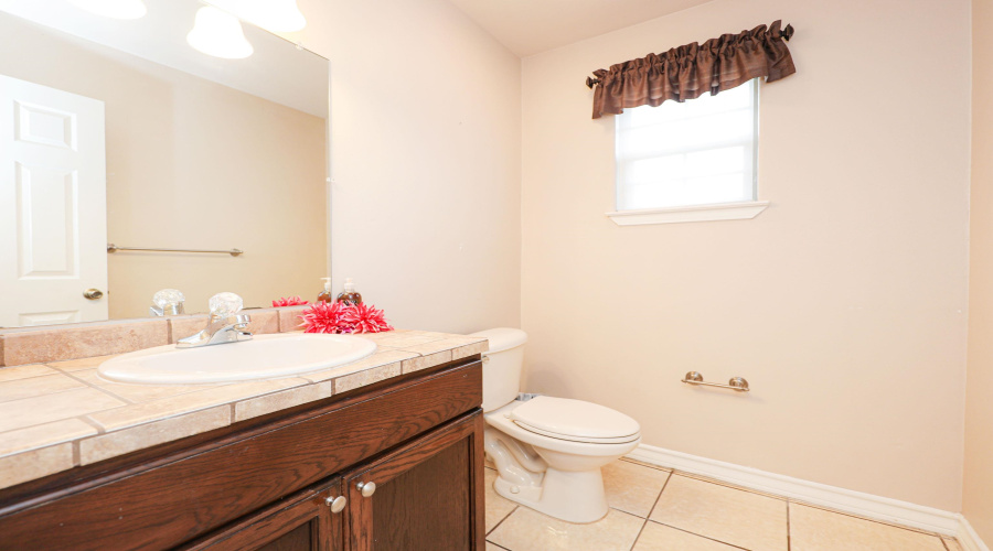 402 Cayman Ct, LAREDO, Texas 78041, 4 Bedrooms Bedrooms, 6 Rooms Rooms,2 BathroomsBathrooms,Residential,For Rent,402 Cayman Ct,20252981