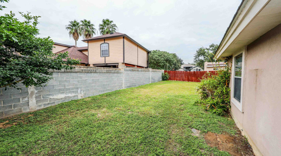 402 Cayman Ct, LAREDO, Texas 78041, 4 Bedrooms Bedrooms, 6 Rooms Rooms,2 BathroomsBathrooms,Residential,For Rent,402 Cayman Ct,20252981