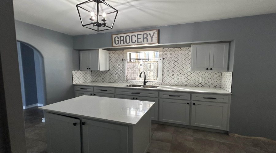 2719 1/2 Santa Clara St, Laredo, Texas 78046-5822, 3 Bedrooms Bedrooms, 8 Rooms Rooms,5 BathroomsBathrooms,Residential,For Sale,2719 1/2 Santa Clara St,20253015