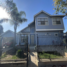2719 1/2 Santa Clara St, Laredo, Texas 78046-5822, 3 Bedrooms Bedrooms, 8 Rooms Rooms,5 BathroomsBathrooms,Residential,For Sale,2719 1/2 Santa Clara St,20253015