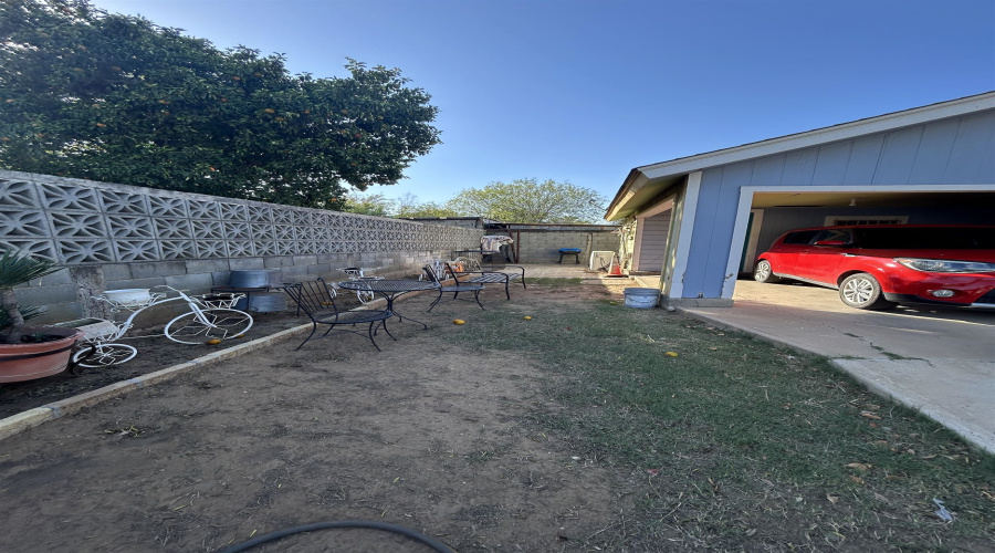 2719 1/2 Santa Clara St, Laredo, Texas 78046-5822, 3 Bedrooms Bedrooms, 8 Rooms Rooms,5 BathroomsBathrooms,Residential,For Sale,2719 1/2 Santa Clara St,20253015