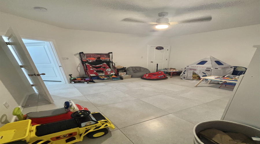 621 Journey Loop, Laredo, Texas 78045, 3 Bedrooms Bedrooms, 6 Rooms Rooms,2 BathroomsBathrooms,Residential,For Sale,621 Journey Loop,20253035