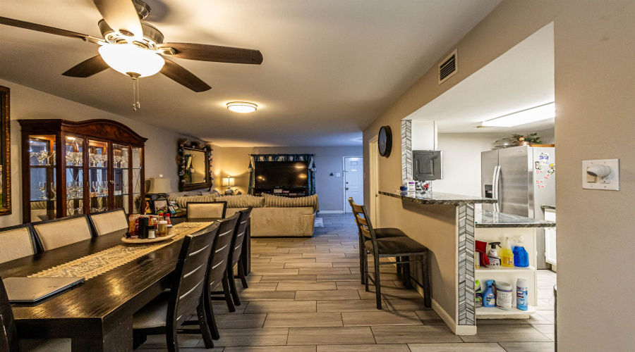 2502 E Montgomery St, Laredo, Texas 78043, 3 Bedrooms Bedrooms, 7 Rooms Rooms,3 BathroomsBathrooms,Residential,For Sale,2502 E Montgomery St,20253065