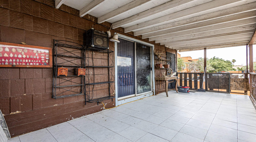 2502 E Montgomery St, Laredo, Texas 78043, 3 Bedrooms Bedrooms, 7 Rooms Rooms,3 BathroomsBathrooms,Residential,For Sale,2502 E Montgomery St,20253065