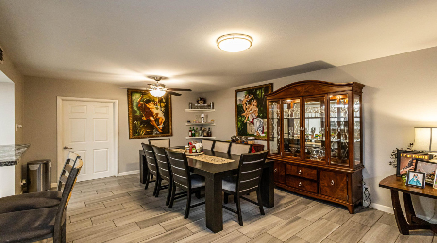 2502 E Montgomery St, Laredo, Texas 78043, 3 Bedrooms Bedrooms, 7 Rooms Rooms,3 BathroomsBathrooms,Residential,For Sale,2502 E Montgomery St,20253065