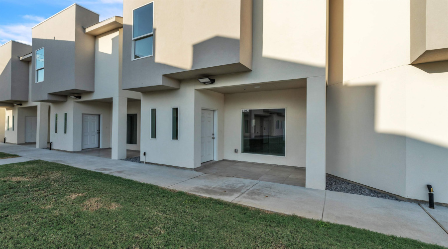 504 Gale Ct, Laredo, Texas 78041, 3 Bedrooms Bedrooms, 5 Rooms Rooms,2 BathroomsBathrooms,Residential,For Sale,504 Gale Ct,20253075