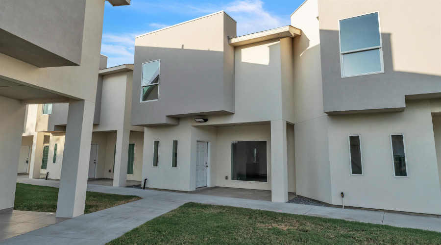504 Gale Ct, Laredo, Texas 78041, 3 Bedrooms Bedrooms, 5 Rooms Rooms,2 BathroomsBathrooms,Residential,For Sale,504 Gale Ct,20253076