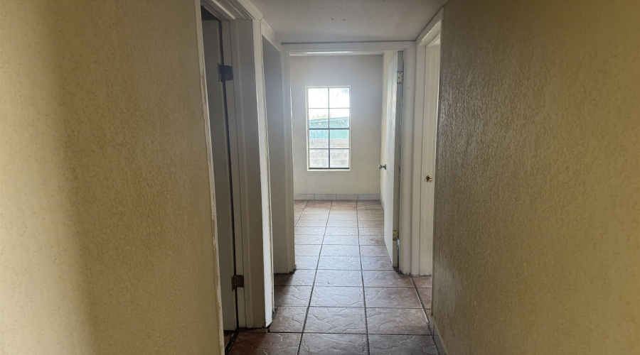 2816 Chestnut St, Laredo, Texas 78046, 3 Bedrooms Bedrooms, 5 Rooms Rooms,2 BathroomsBathrooms,Residential,For Rent,2816 Chestnut St,20253078