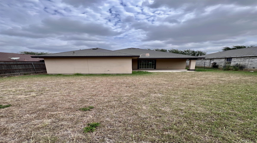 3619 Aguanieve Dr., Laredo, Texas 78046, 3 Bedrooms Bedrooms, 6 Rooms Rooms,2 BathroomsBathrooms,Residential,For Sale,3619 Aguanieve Dr.,20253085