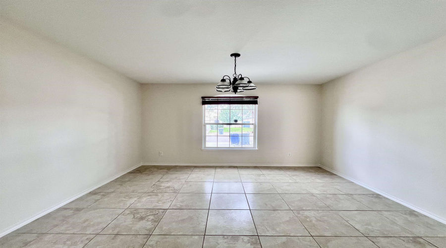 3619 Aguanieve Dr., Laredo, Texas 78046, 3 Bedrooms Bedrooms, 6 Rooms Rooms,2 BathroomsBathrooms,Residential,For Sale,3619 Aguanieve Dr.,20253085