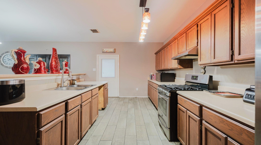 13126 Entrada Lp, Laredo, Texas 78045, 4 Bedrooms Bedrooms, 4 Rooms Rooms,2 BathroomsBathrooms,Residential,For Rent,13126 Entrada Lp,20253092