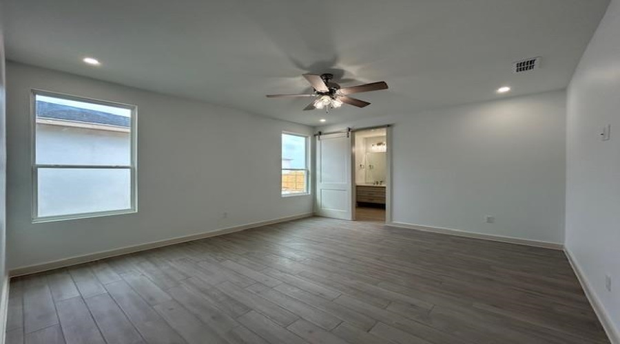 113 Balmorhea Dr., Laredo, Texas 78045, 3 Bedrooms Bedrooms, 6 Rooms Rooms,2 BathroomsBathrooms,Residential,For Sale,113 Balmorhea Dr.,20253104