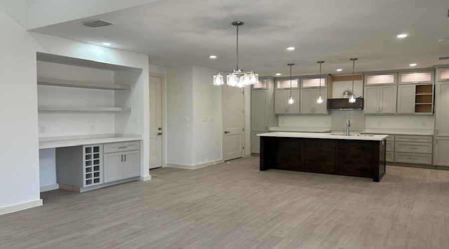 113 Balmorhea Dr., Laredo, Texas 78045, 3 Bedrooms Bedrooms, 6 Rooms Rooms,2 BathroomsBathrooms,Residential,For Sale,113 Balmorhea Dr.,20253104