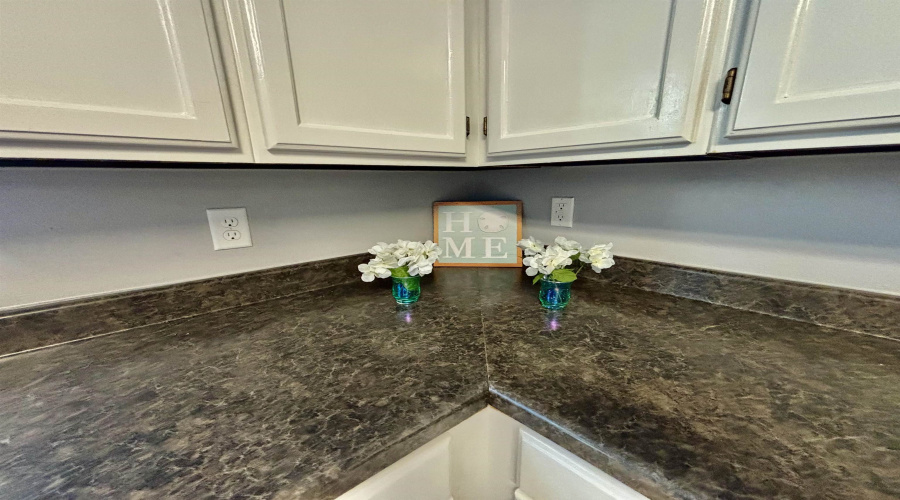 5505 Marlin Dr, Laredo, Texas 78043, 4 Bedrooms Bedrooms, 7 Rooms Rooms,2 BathroomsBathrooms,Residential,For Sale,5505 Marlin Dr,20252716