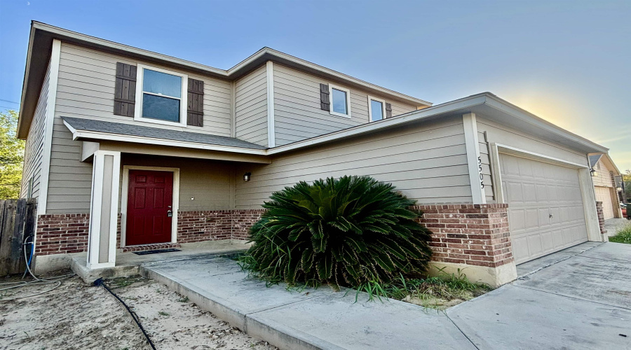 5505 Marlin Dr, Laredo, Texas 78043, 4 Bedrooms Bedrooms, 7 Rooms Rooms,2 BathroomsBathrooms,Residential,For Sale,5505 Marlin Dr,20252716