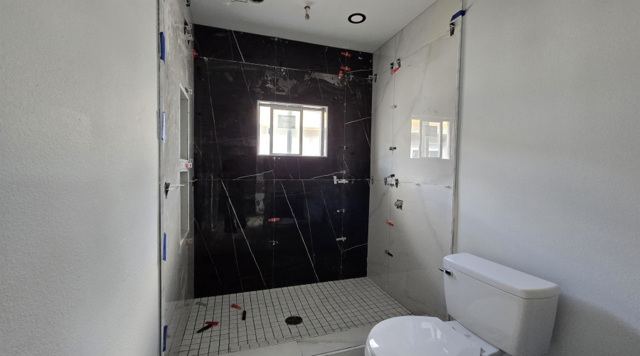 5062 Luna Grande Lp., Laredo, Texas 78046, 3 Bedrooms Bedrooms, 5 Rooms Rooms,2 BathroomsBathrooms,Residential,For Sale,5062 Luna Grande Lp.,20252717